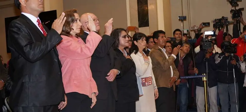 VOCALES EL DEBER
