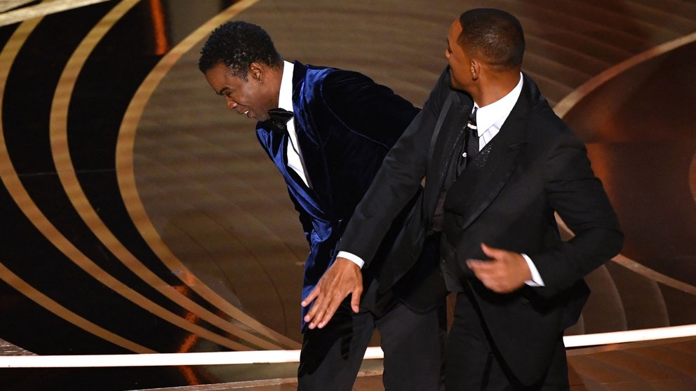 Will Smith da una bofetada a Chris Rock Captura: Academy Awards 2022