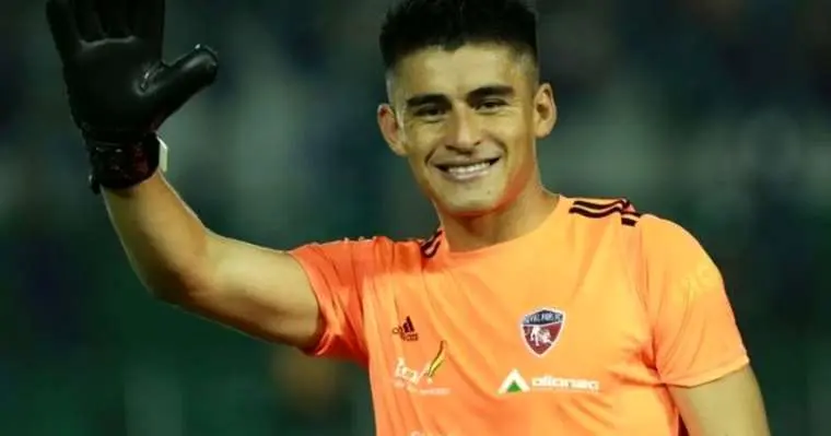 Jorge Arauz, portero de Royal Pari. (Foto: Eju Tv).