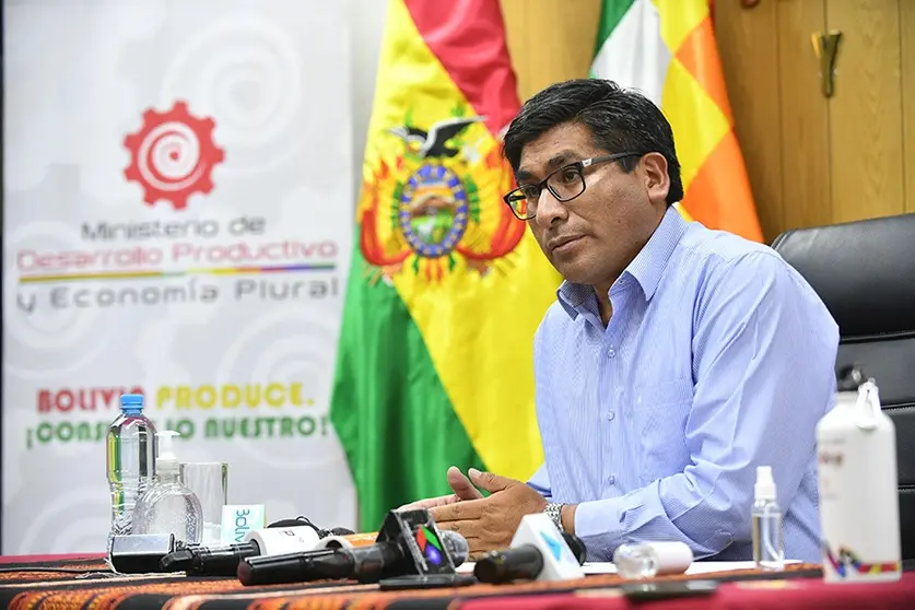 N&eacute;stor Huanca, ministro de desarrollo productivo y econom&iacute;a plural. (Foto: El Peri&oacute;dico Tarija).