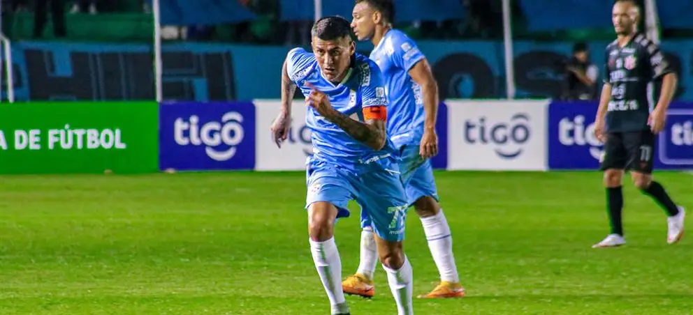 Juan Carlos Arce, delantero boliviano. (Foto: El Deber).