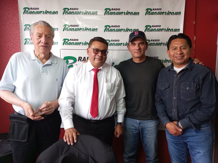 De izquierda a derecha: Carlos Borht, Franklin Gutiérrez, Rodrigo Paz y José Luis Flores.
