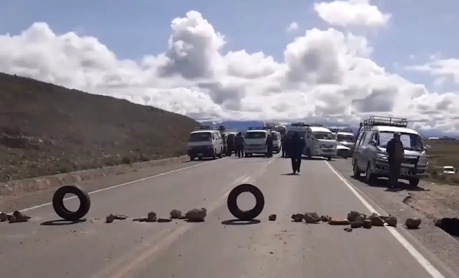 Bloqueo, imagen referencial. (Foto: La Raz&oacute;n)