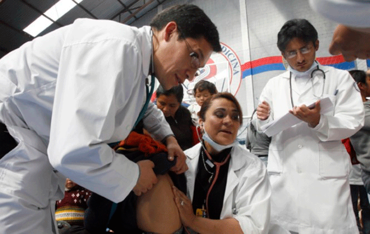 Trabajadores de la salud de Bolivia. (Foto: Ministerio de Salud).