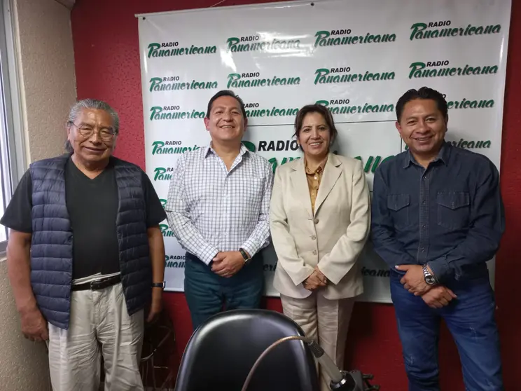 De izquierda a derecha: Fernando Untoja, Jos&eacute; Luis Bedregal, Ana Mar&iacute;a Castillo y Jos&eacute; Luis Flores.