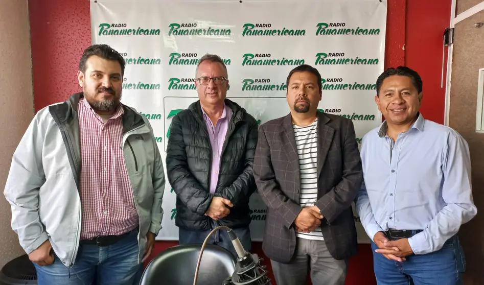 De izquierda a derecha: Carlos Saavedra, Carlos Alarc&oacute;n, Joshua Bellott y Jos&eacute; Luis Flores.