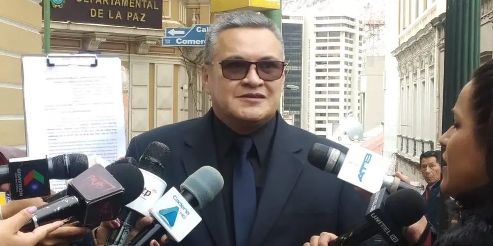 Eduardo Le&oacute;n, abogado. (Foto. RTP).
