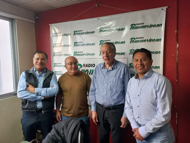 De izquierda a derecha: Franklin Pareja, Hugo Moldiz, Carlos Borht y Jos&eacute; Luis Flores.