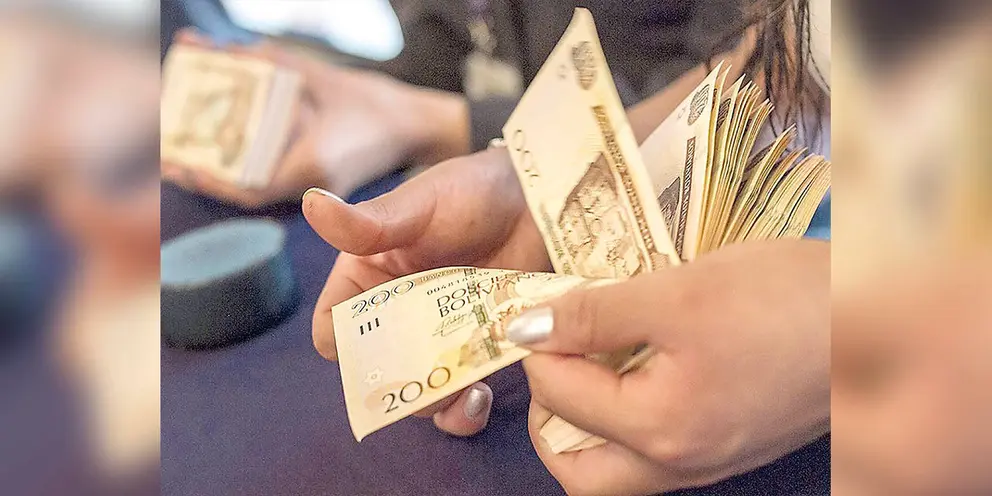 Dinero boliviano. (Foto: AEP)