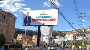 Valla publicitaria (FOTO. Los Tiempos)