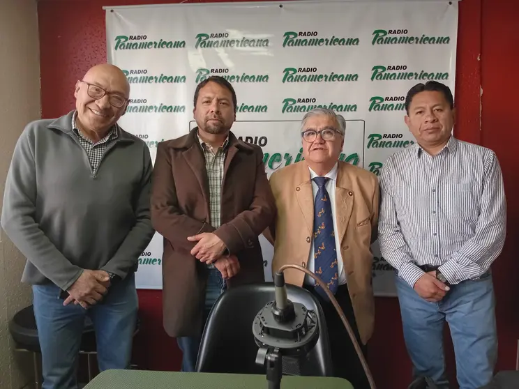 De izquierda a derecha: Javier Flores, Joshua Bellott, Julio Alvarado y Jos&eacute; Luis Flores.