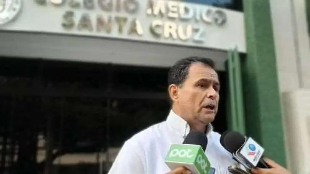 Wilfredo Anzotegui, presidente Colegio M&eacute;dico. (Foto. El Deber).