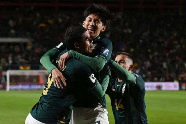 Jugadores bolivianos celebrando. (Foto. Oxigeno).