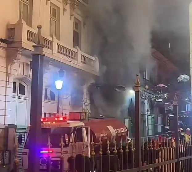 Incendio. (Foto. La Raz&oacute;n).