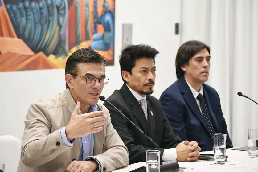 Presidenite Rodrigo Paz y gabinete en conferencia de prensa. Foto: Presidencia