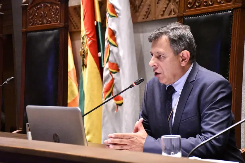 Diego &Aacute;vila, presidente de senado. (Foto. Senado)