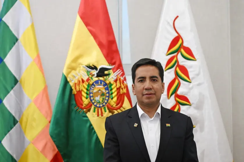 William Bascop&eacute;, ministro de trabajo.