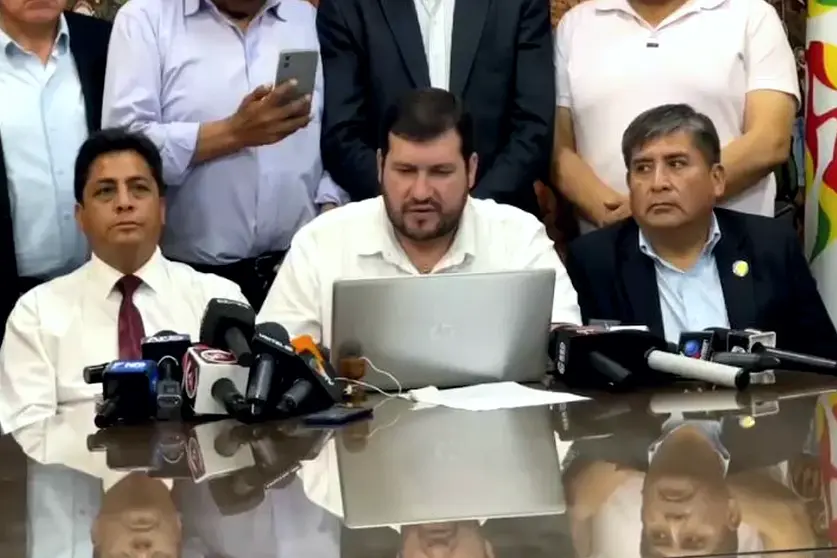 Reuni&oacute;n civ&iacute;cos de Bolivia