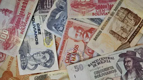 Dinero.