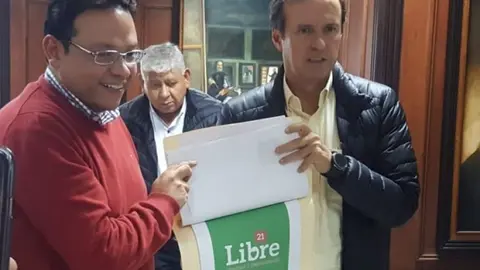 La presentaci&oacute;n de la alianza ante el TSE GENTILEZA