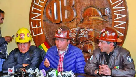 Representantes de la COB Imagen referencial Foto: RRSS