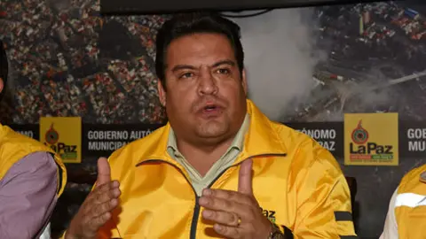 Luis-Revilla-convoca-transportistas-dialogar_LRZIMA20180215_0023_1