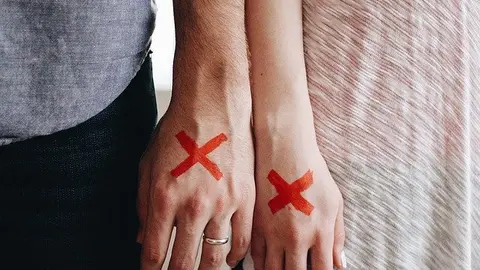 hands-1246170_640