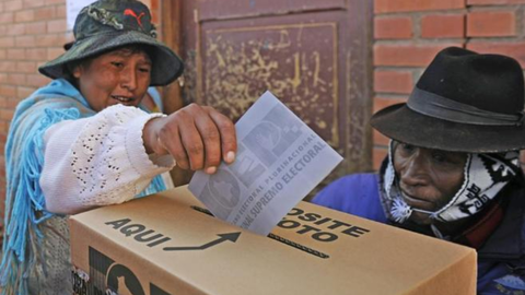 Voto en Bolivia Foto: RRSS
