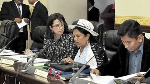 Sesi&oacute;n en el Concejo Municipal