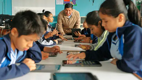Maestros en Bolivia Foto: LaEpoca
