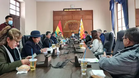 Aspirantes a la Defensor&iacute;a del Pueblo (Foto: La Raz&oacute;n)