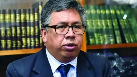 Luis Larrea