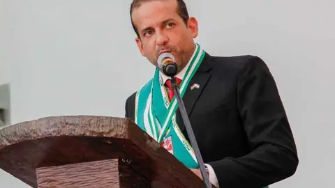 Carlos Camacho