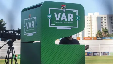 (Foto: Ovaci&oacute;n)