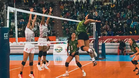 Selecci&oacute;n boliviana de voleibol sub-19. (Foto: FBV/Jos&eacute; Miguel Padilla Buitrago).