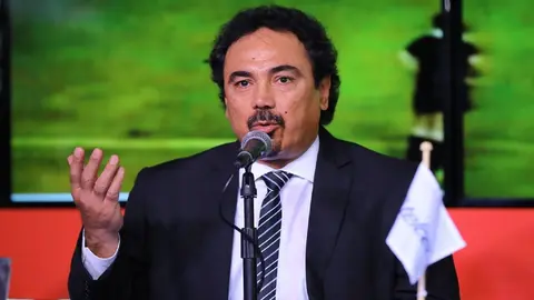 Hugo S&aacute;nchez, director t&eacute;cnico mexicano. (Foto: Infoabe).