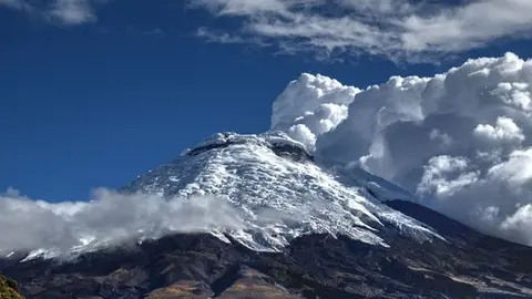 Volc&aacute;n Cotopaxi. (Foto: Sputnik Mundo).