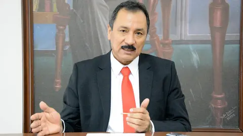 Vicente Cuellar, rector Uagrm. (Foto: El Mundo).