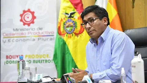 N&eacute;stor Huanca, ministro de desarrollo productivo y econom&iacute;a plural. (Foto: El Peri&oacute;dico Tarija).