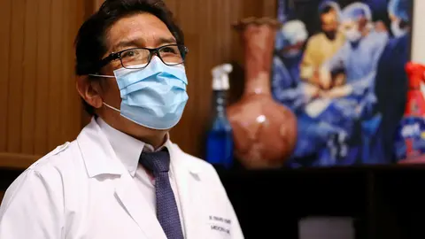 Fernando Romero, ejecutivo del Sindicato de Ramas M&eacute;dicas de Salud. (Foto: Jornada).