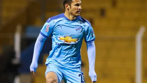 Leonel Justiniano, mediocampista boliviano. (Foto: La Raz&oacute;n).