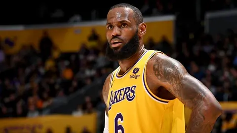 LeBron James, jugador de baloncesto. (Foto: Sporting News)