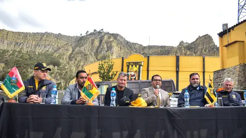 Presentaci&oacute;n de Claudio Biaggio, en el complejo de The Strongest. (Foto: Club The Strongest).