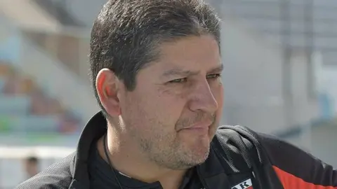 Oscar Villegas, entrenador boliviano. (Foto: EjuTv).
