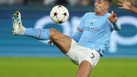 Joao Cancelo, defensor portugu&eacute;s. (Foto. The San Diego Union).