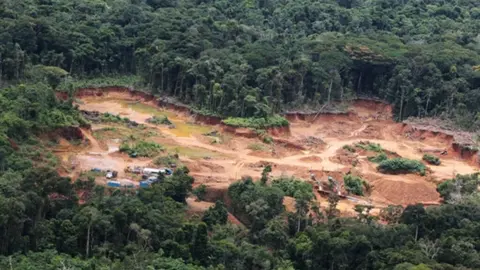 Miner&iacute;a ilegal, imagen referencial. (Foto: BUE)