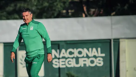 Antonio Puche, director t&eacute;cnico espa&ntilde;ol. (Foto: Oriente Petrolero).