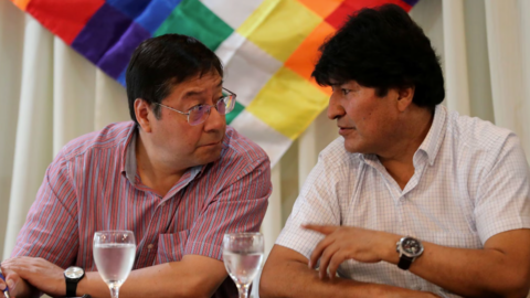 Luis Arce y Evo Morales. (Foto: El Pa&iacute;s)