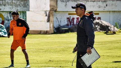 Pablo Cabanillas, entrenador boliviano. (Foto: Erbol).