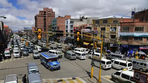 Transporte p&uacute;blico El Alto. (Foto: Urgente.Bo).